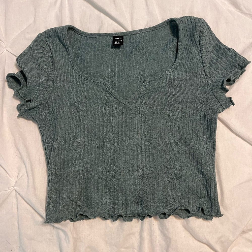 women’s shirt